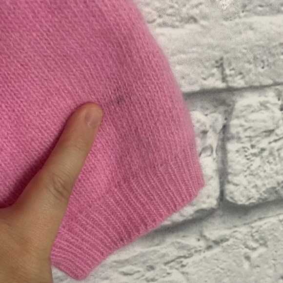 VINTAGE Bonwit Teller Barbie Pink Cropped Wool Sweater size Small - Picture 9 of 15